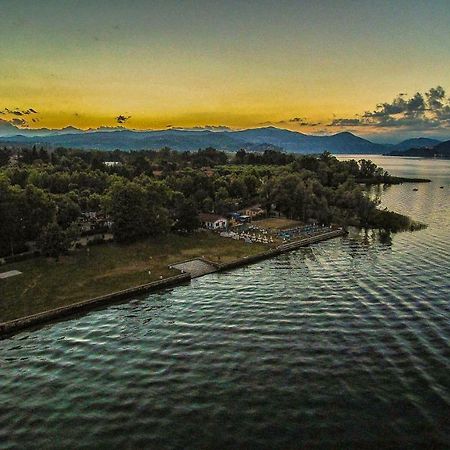 Ritratto sul Lago B&B Dormelletto Esterno foto
